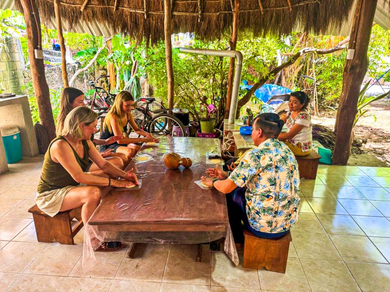 Tekit: un recorrido por la esencia de los pueblos mayas de hoy