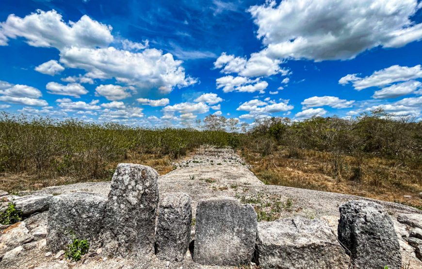 De la grandeza de Chichén Itzá a la tradición maya viva de Yaxunah.